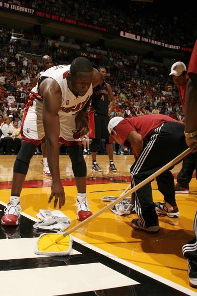 nba工作人员收入,nba球员一个月工资多少