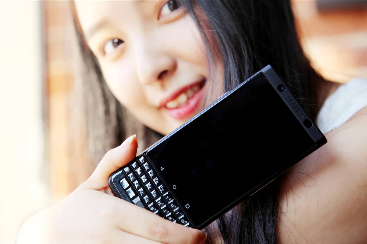 黑莓KEYone深度测评：3999元，骁龙625，你买吗