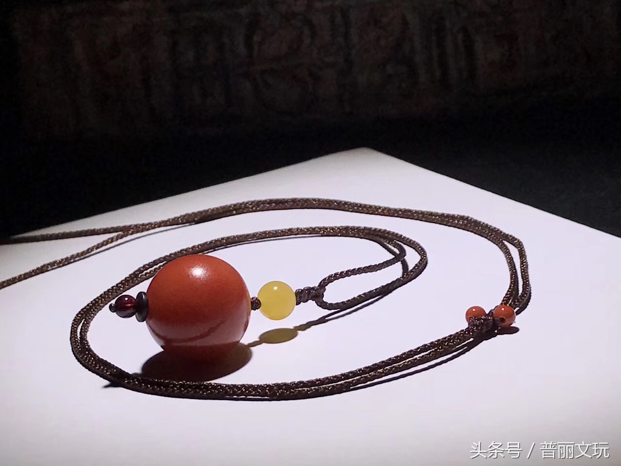 文玩手串的盘玩和保养,文玩手串如何盘玩和保养