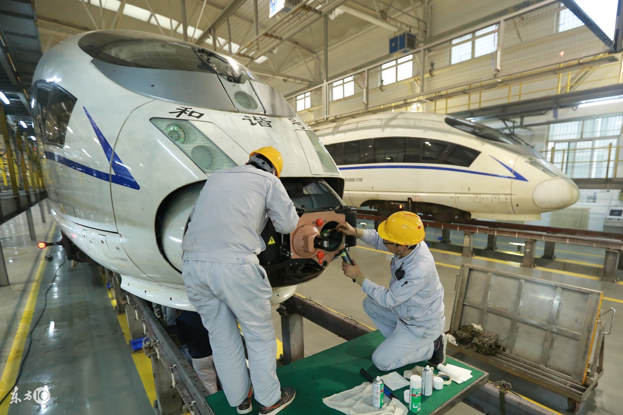 铁路局是国企还是事业单位,铁路局待遇和事业单位哪个好