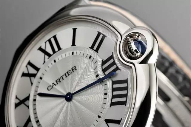 最值得入手的十款女表中高端,浪琴优雅女表皮带好还是钢带好看