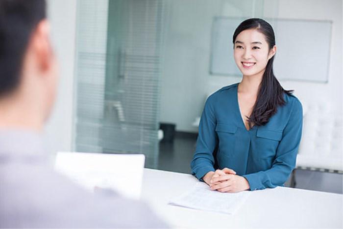 职场*规则潜**?面对直属上司的追求,我该怎么办?