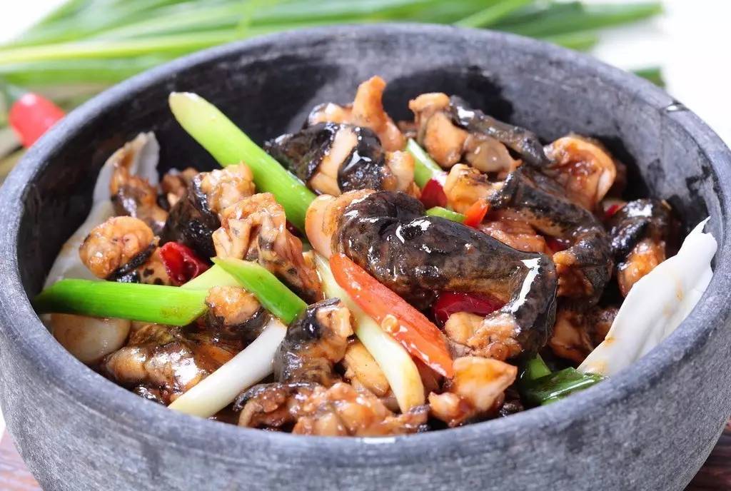 安徽黄山特色美食年糕,黄山西格玛腊味美食