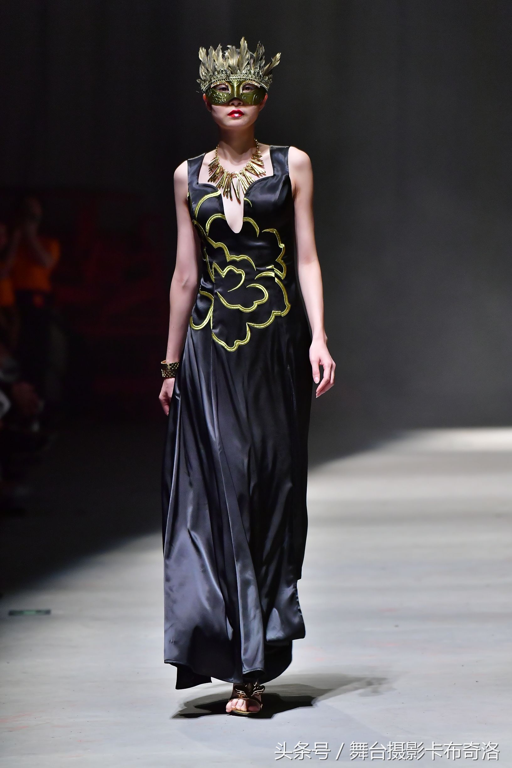 pinli品立男装换季,品立pinli男装皮衣