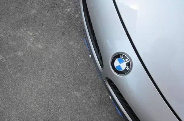 宝马z4启动时异响,宝马z4哒哒哒异响怎么解决