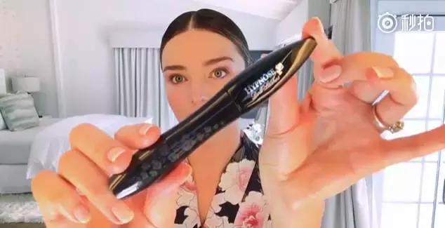 维密米兰达可儿美妆,维密超模米兰达可儿化妆直播