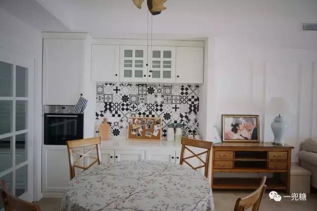 打柜子谁都会，但把柜子巧妙地藏起来，她家是个榜样