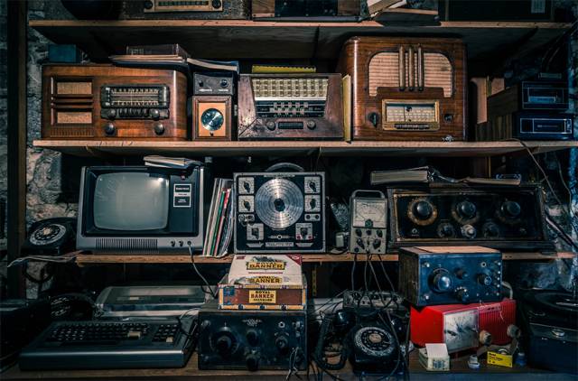 一代人的回忆女声,回忆听收音机的时光