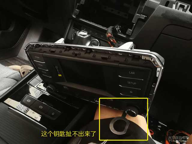 大屏导航改装手把手教你diy,道奇酷威改装大屏导航安装方法