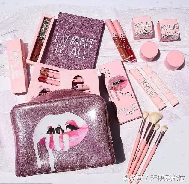 今年收入前十的好莱坞女星,好莱坞年度吸金王排名第几