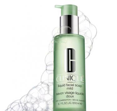 怎样才能像沈月一样,怎么养成像周冬雨一模一样的脸