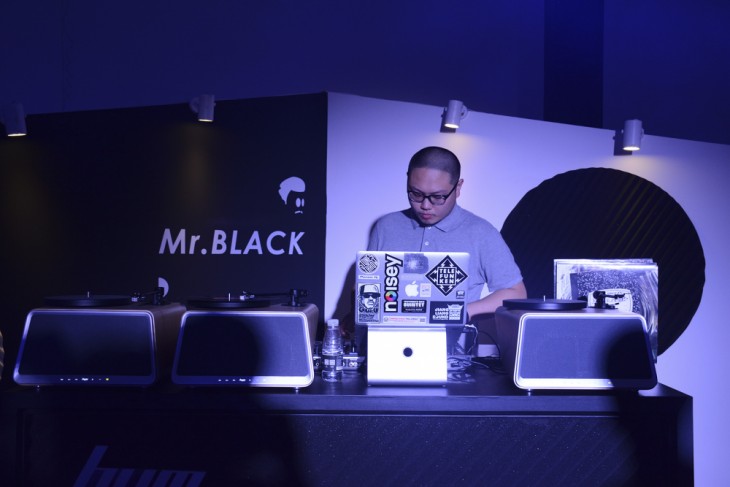 3999元玩转黑胶你信吗？嘿呦音乐发布一体式黑胶智能音响