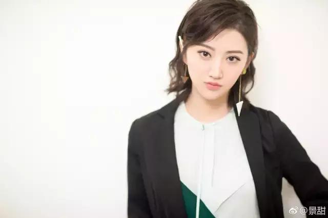 豆沙色的口红推荐哪个,豆沙色的口红怎么涂轻一点才好看