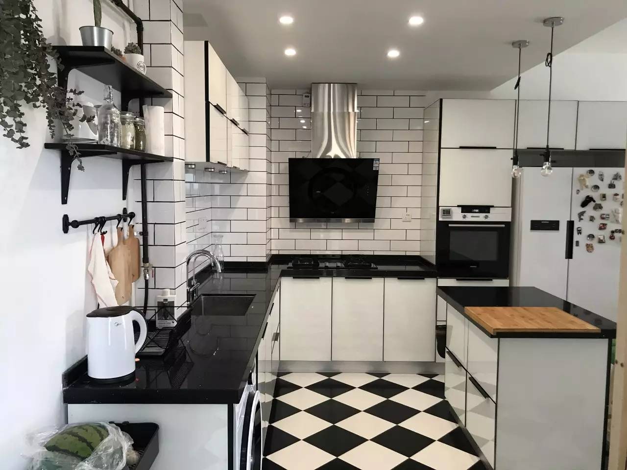 现在流行什么款式油烟机,柜罩型油烟机有几种款式