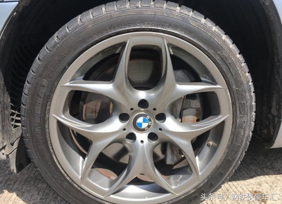 花a6钱买台二手车,花奥迪的钱买了五菱宏光