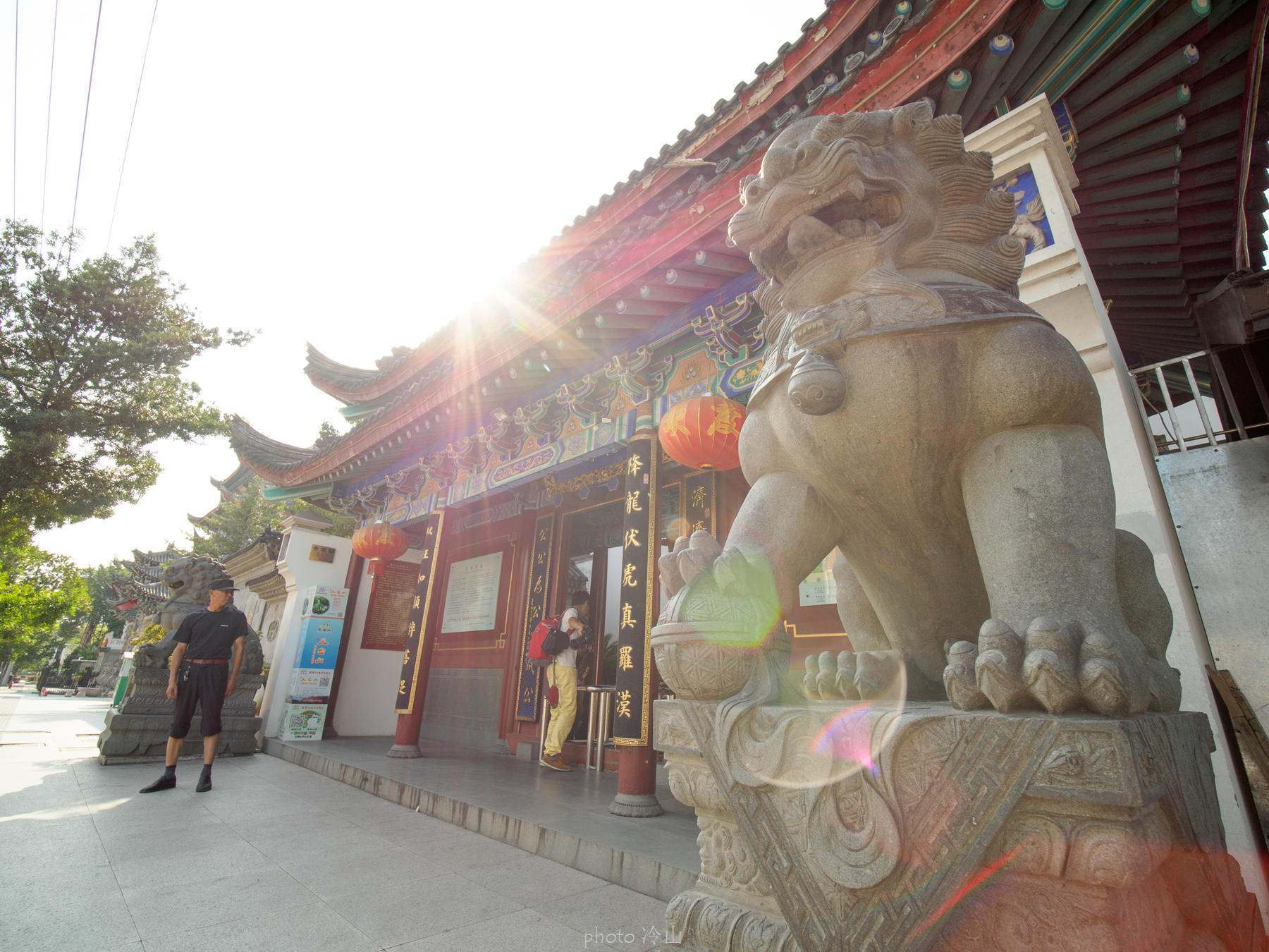 济公灵隐寺真实故居,灵隐寺离济公故居多远