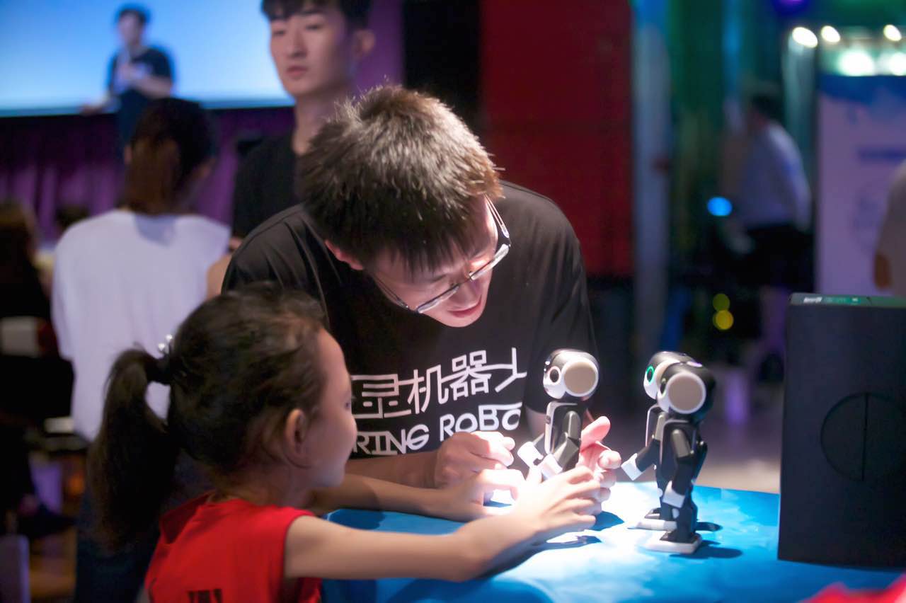 图灵智能机器人使用方法,图灵交互机器人