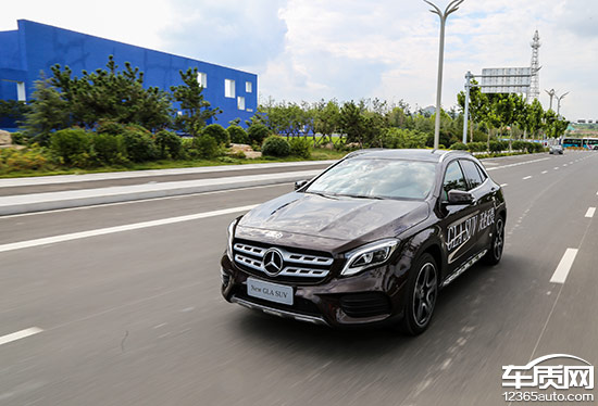 试驾全新gla好开不,奔驰GLA试驾感受