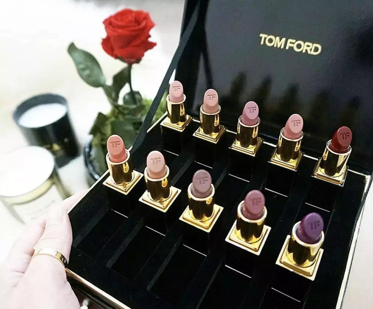 男朋友说要送我100支口红,男朋友送女朋友什么口红好