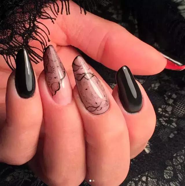 看到这个颜色我就想花钱