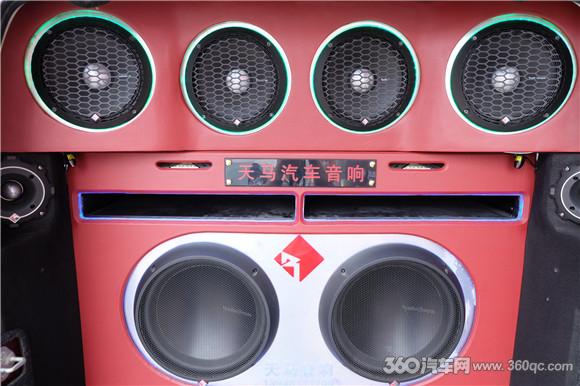 jeep牧马人秒变皮卡,吉普牧马人超级爆改越野