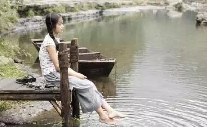 忠路老屋基,太美哒,美得登上《武陵土家》封面