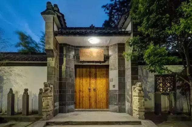 转型升级看美宿｜闲庭——任门外风吹雨打，我自胜似闲庭信步