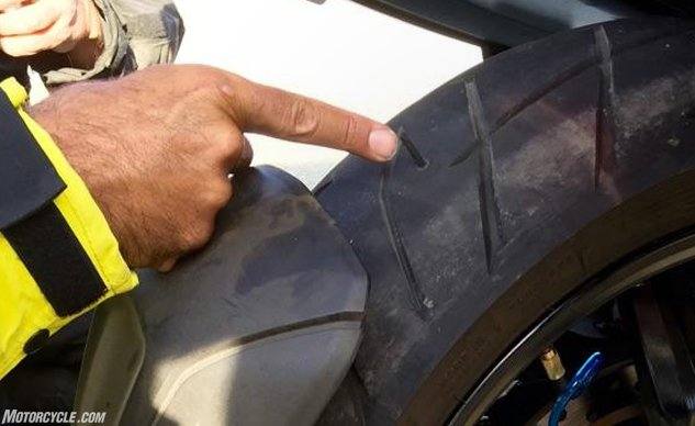 摩托车扎胎的应急处理方法,摩托车胎被钉子扎了怎么办