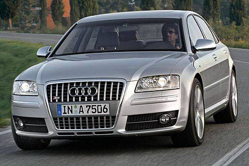 2021款奥迪a8黑科技功能介绍,老款奥迪a8拆灯