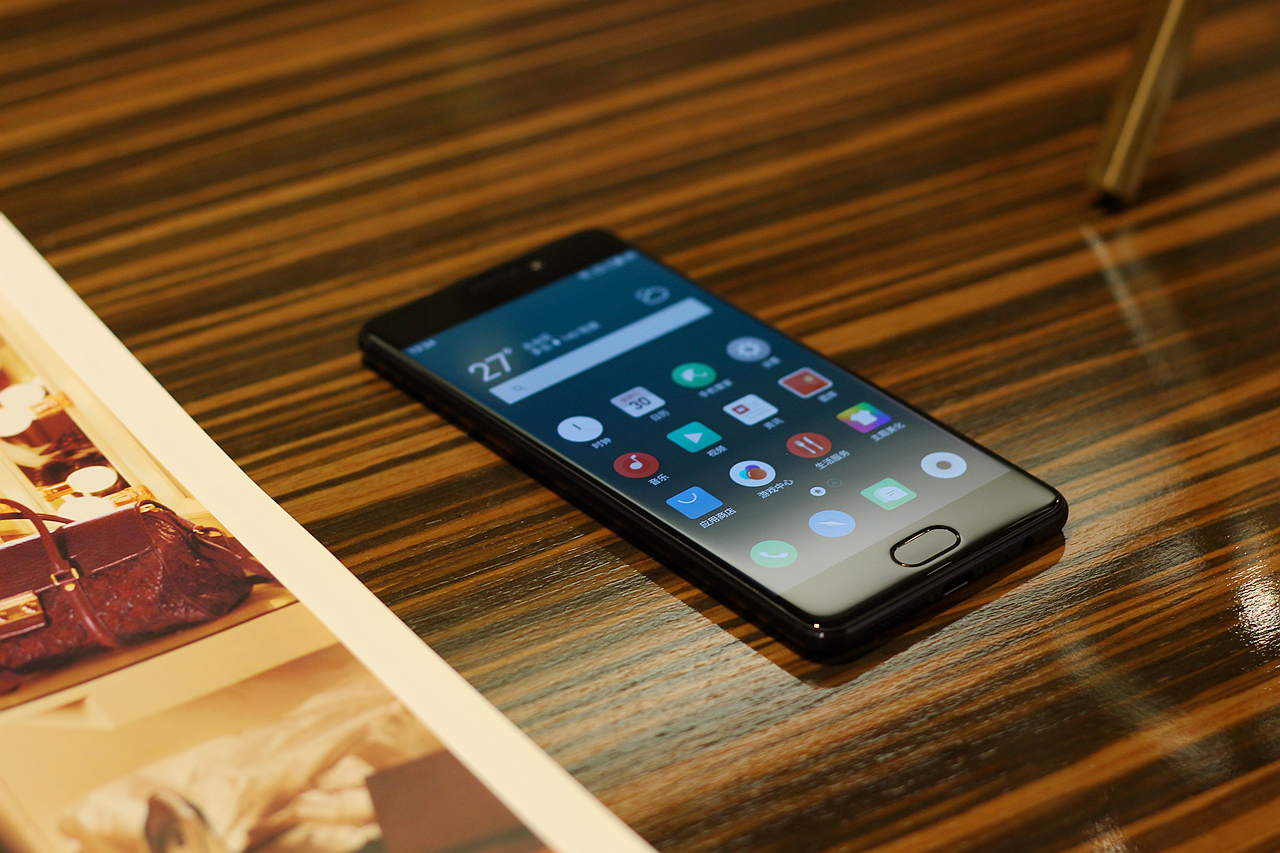 创新还是噱头？魅族PRO7究竟是一款怎样的手机？