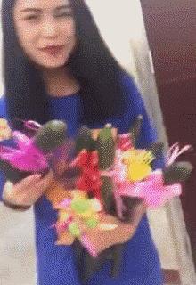 和闺蜜逛街，逛到男士内衣店