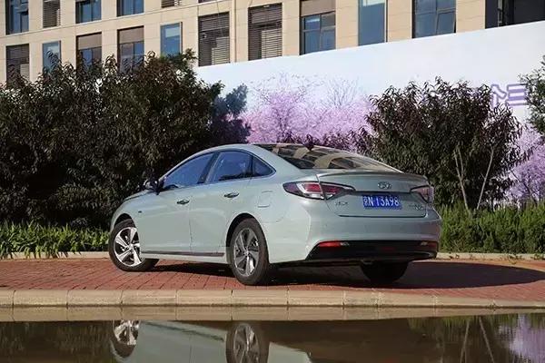 现代混动索纳塔9落地价,索纳塔9混动电池寿命