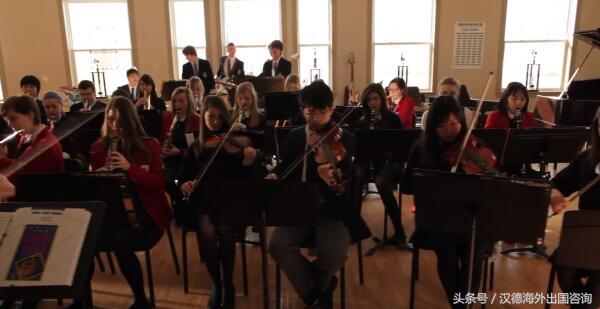 鍔犳嬁澶у浗鐜嬭壘鍚夊皵涓瀛﹁垂,鍔犳嬁澶у浗鐜嬭壘鍚夊皵涓鍦ㄥ摢