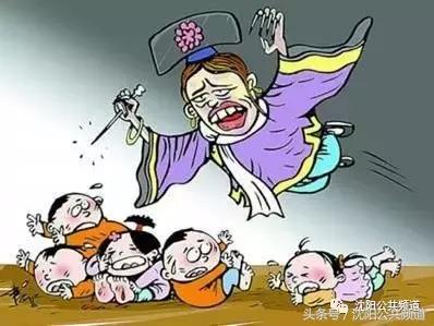 8岁孩子被成年人殴打颅内出血,男童被亲妈虐待致颅内出血