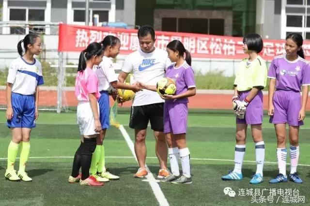 连城中心小学体育比赛,2019年连城小学足球赛