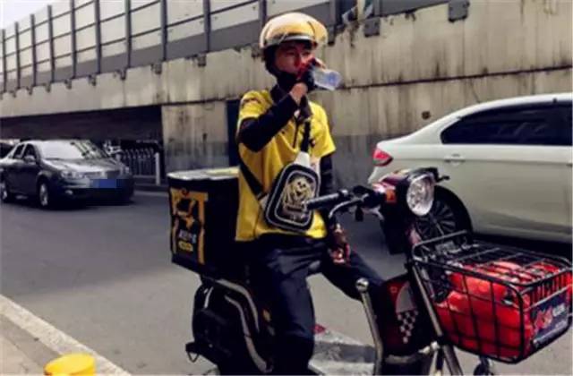 最辛苦的10个职业,夏天最辛苦的职业图片