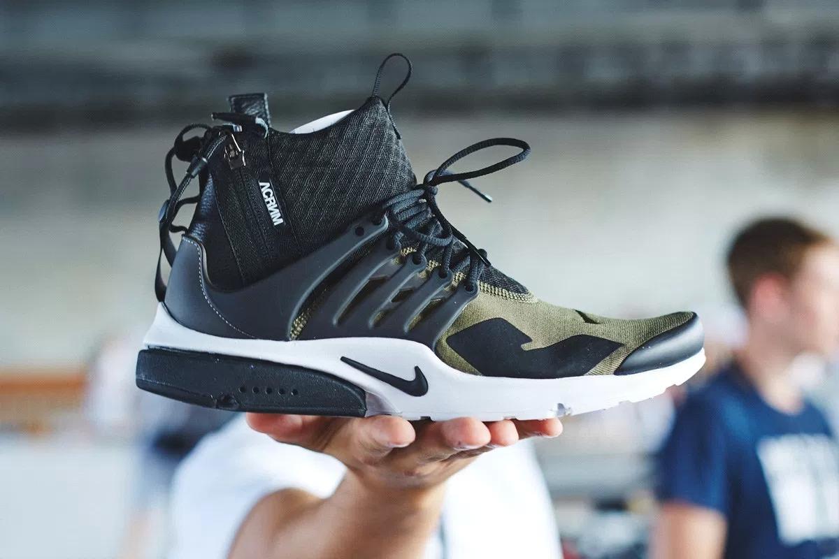 战斗民族也爱Supreme莫斯科球鞋市集出现各式天价客制球鞋