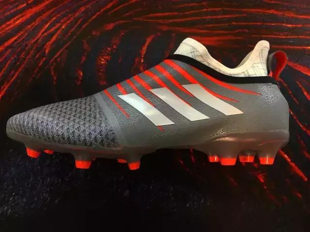 迷妹们都爱买爱豆代言的产品表忠心，这双暂时买不到的鞋先来了解