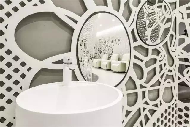 裸粉色高级感美甲磨砂,简约蕾丝美甲