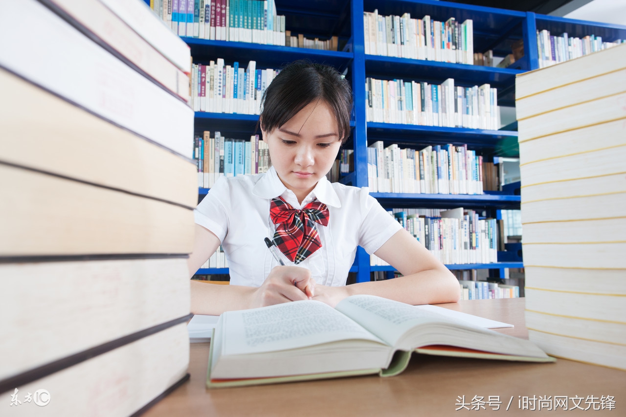 终极老班王三百：与我大三职一起改变的日子！