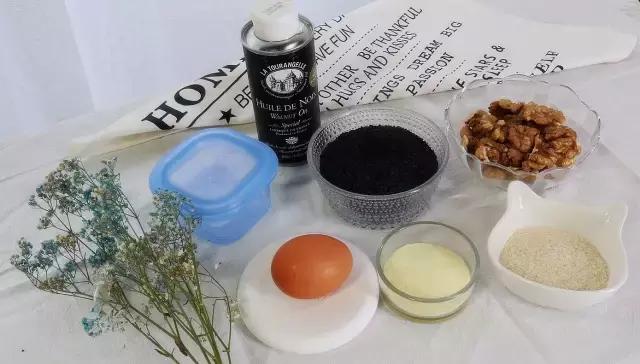 自制黑芝麻虾皮粉,黑芝麻粉怎么吃补钙好