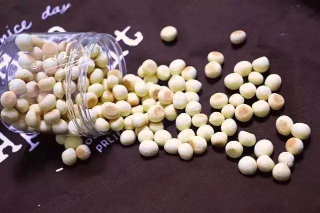 入口酥香可口香而不腻,上热门酥香可口的花生酥