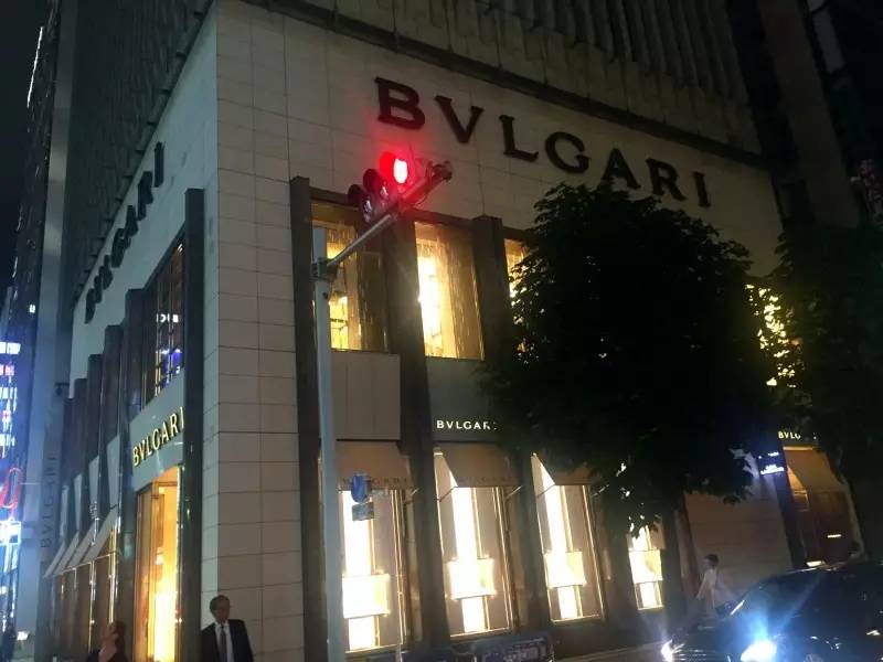 美女穷游10年走120个国家,穷游日本详细攻略