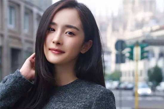 杨幂自曝娱乐圈“*规则潜**”:好的电视剧肯定有关系户