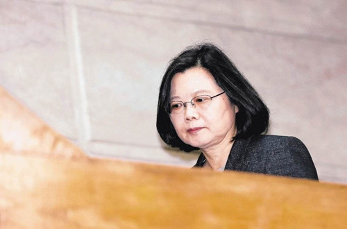 全台大停电!用爱发电?用心诈骗!蔡英文点亮台湾?点,亮!