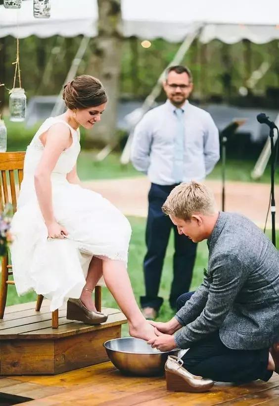 茶叶渣喝完别倒！放太阳底下晒干了，还有这么神奇的用途！