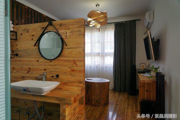 我们是谁?游客!我们做啥?木工!怎么做?打酱油!