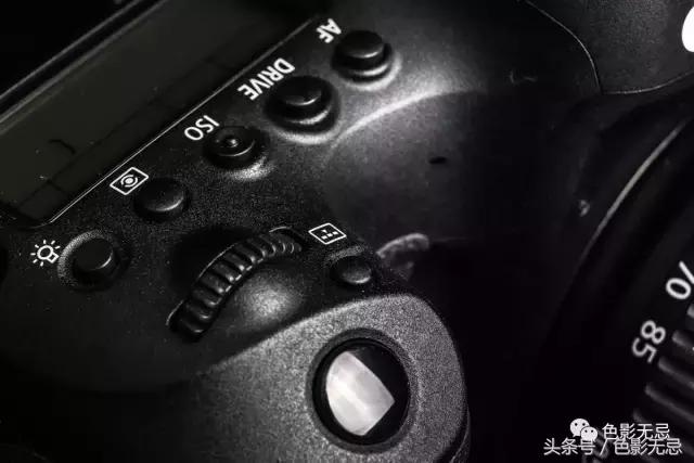 eos6d2照片不够清晰,eos6d2配什么镜头