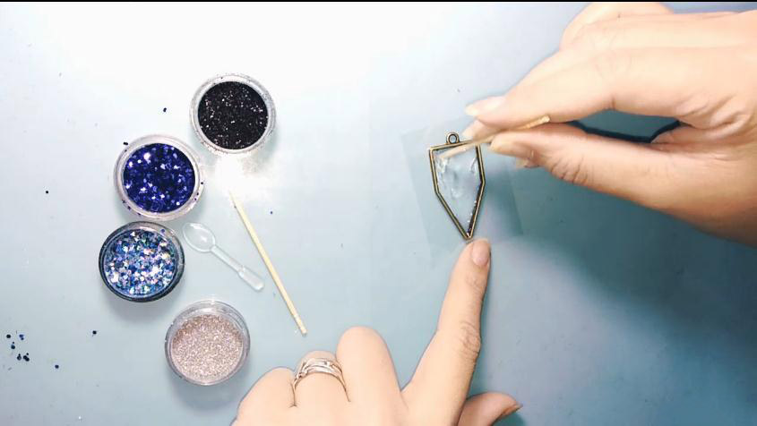 手工水晶珠项链教程,手工制作珍珠水晶项链