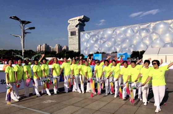 全民健身广场舞比赛圆满成功,优秀健身项目表演